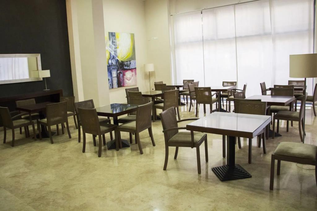 Apartamentos Plaza Picasso 0*