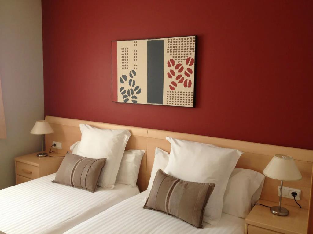 Apartamentos Plaza Picasso 0*