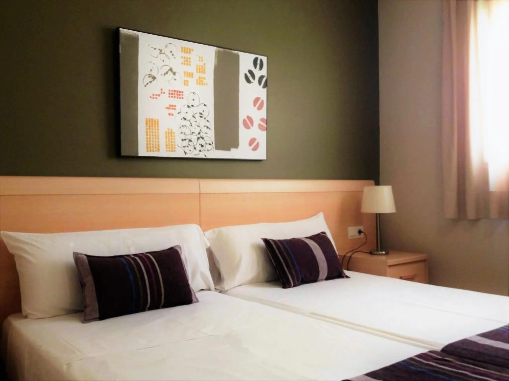 Apartamentos Plaza Picasso 0*
