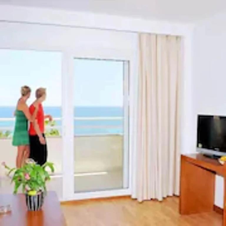 Cabot Cap de Mar Hotel 0*