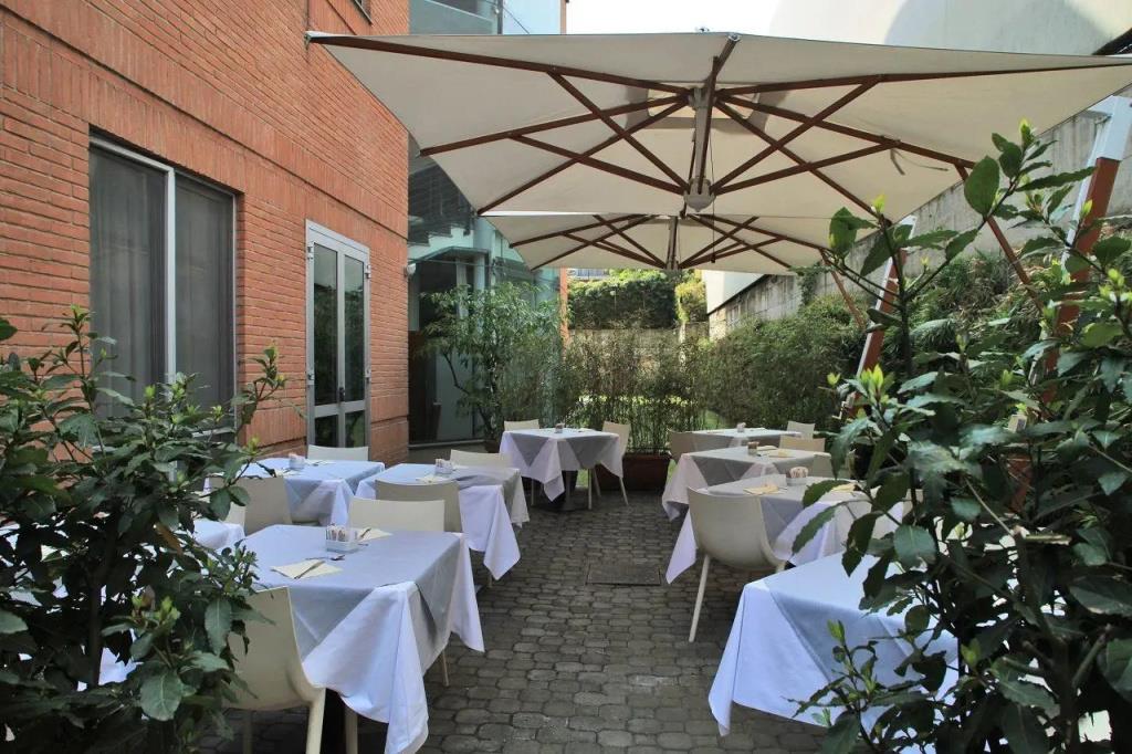 B&B Hotel Milano Cologno Studios 4*