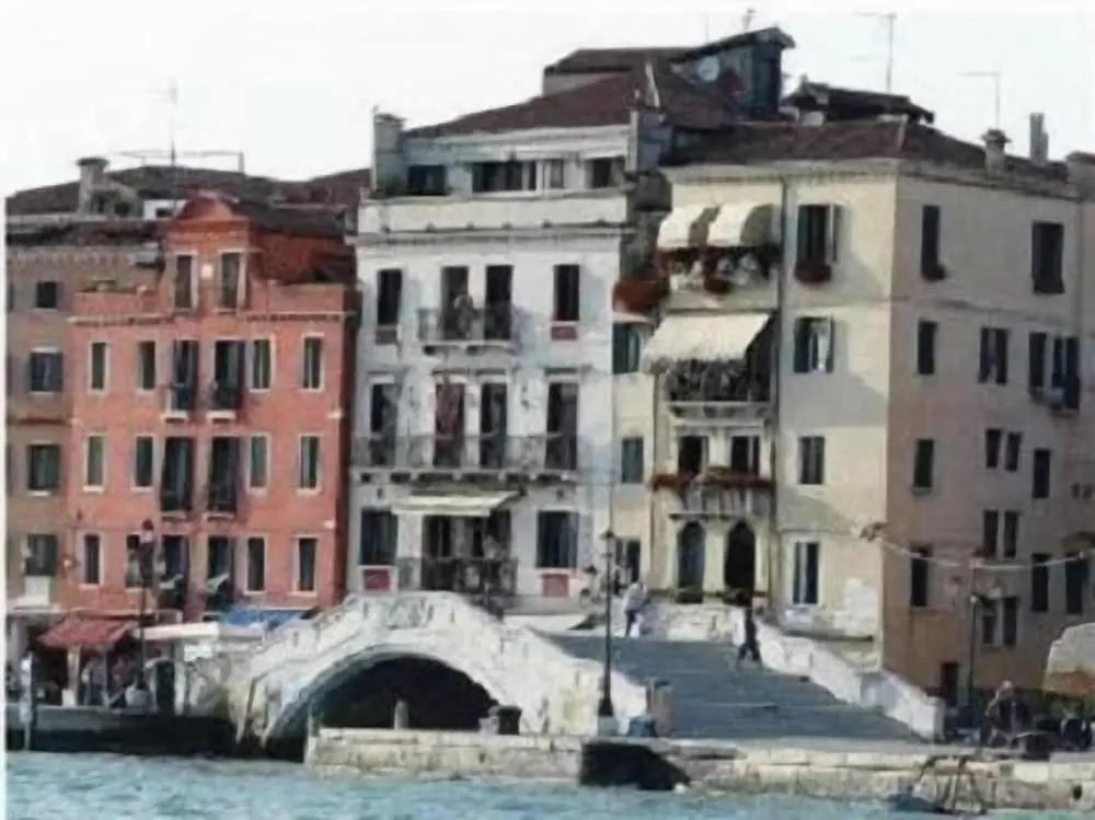 La Rosa dei Venti 0*