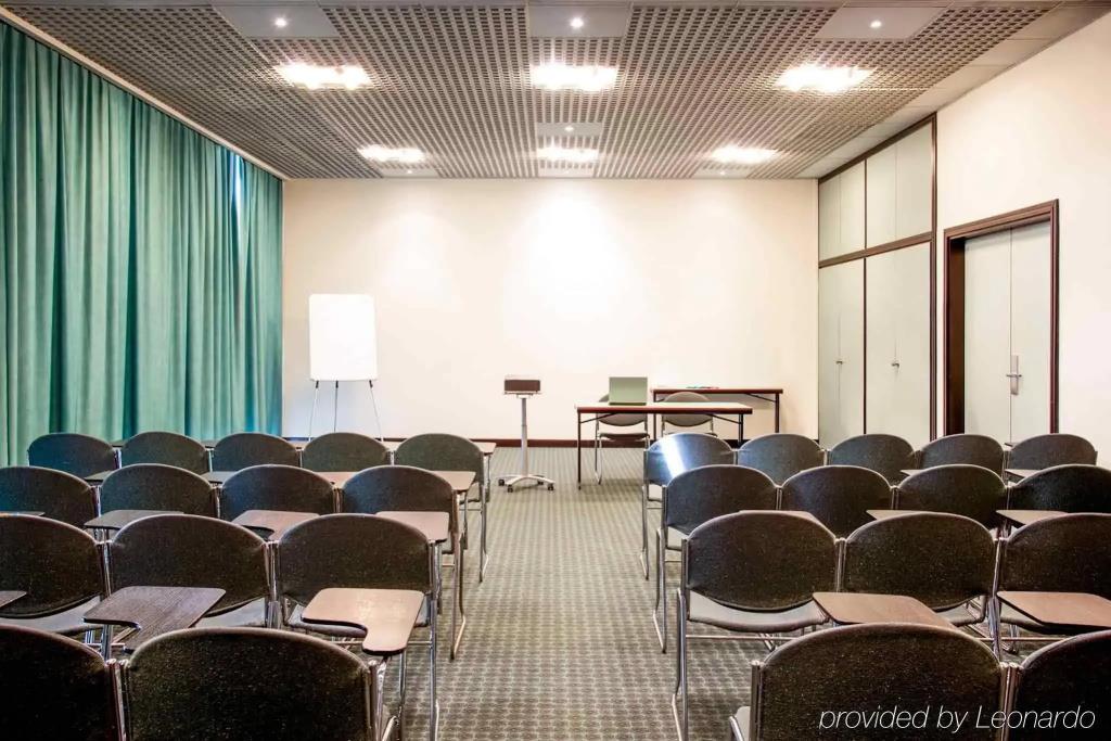Leonardo Hotel Verona 3*