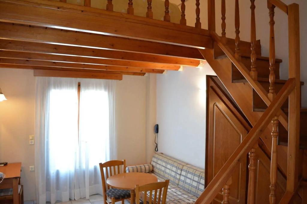 Anemomilos Suites 0*