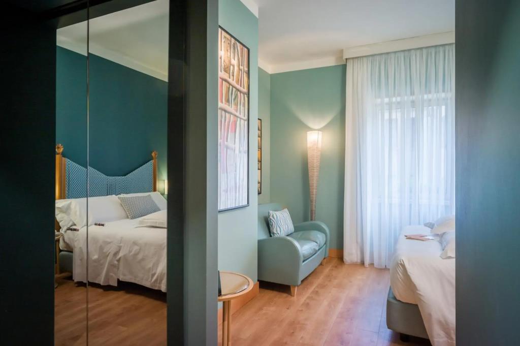 Hotel Spadari Al Duomo 4*