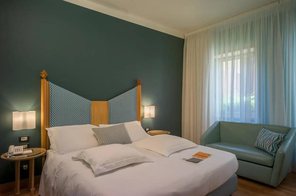 Hotel Spadari Al Duomo 4*