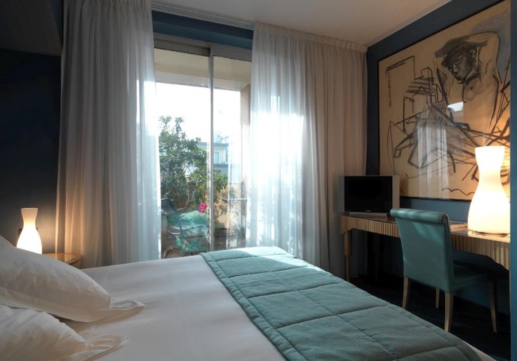 Hotel Spadari Al Duomo 4*