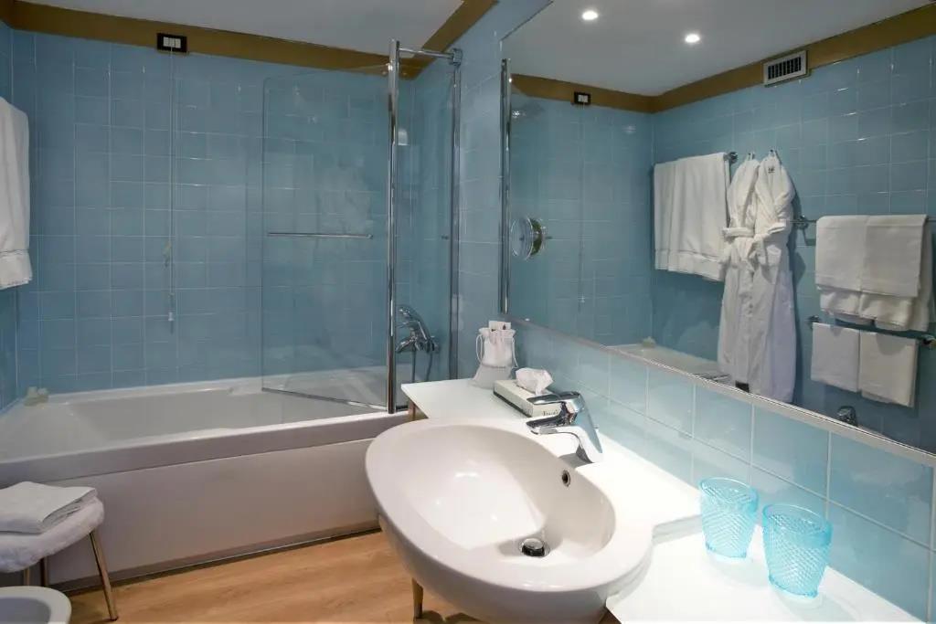 Hotel Spadari Al Duomo 4*