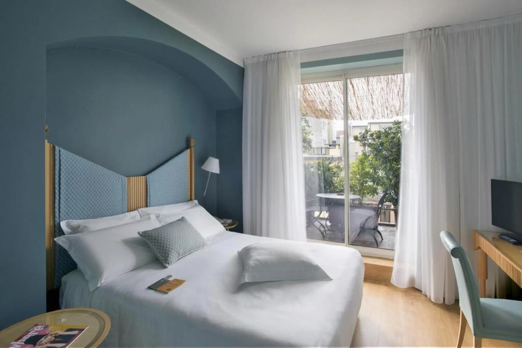 Hotel Spadari Al Duomo 4*
