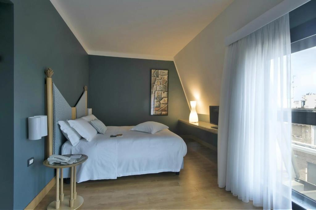 Hotel Spadari Al Duomo 4*