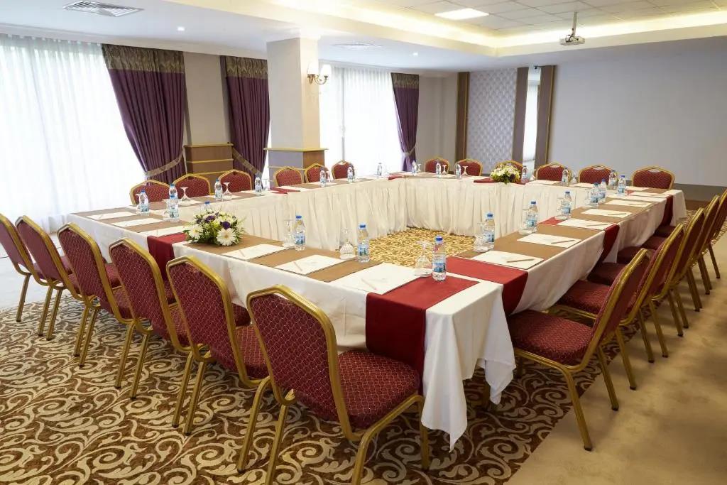 Spilos Hotel 4*