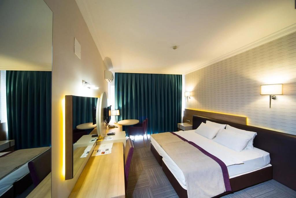 Spilos Hotel 4*