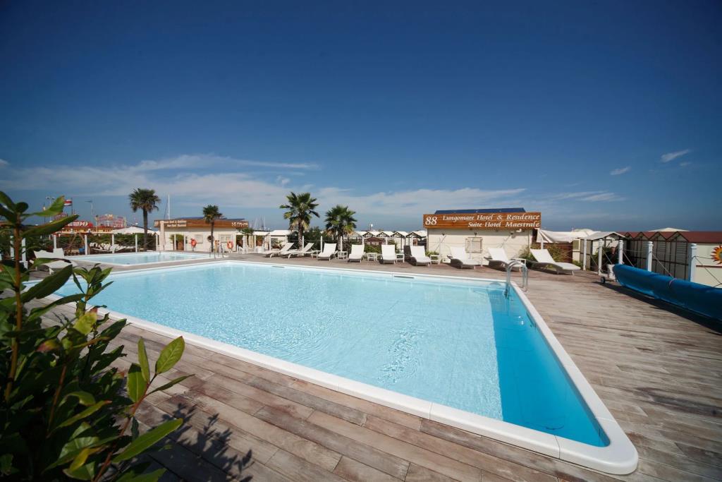 Suite Hotel Maestrale 4*