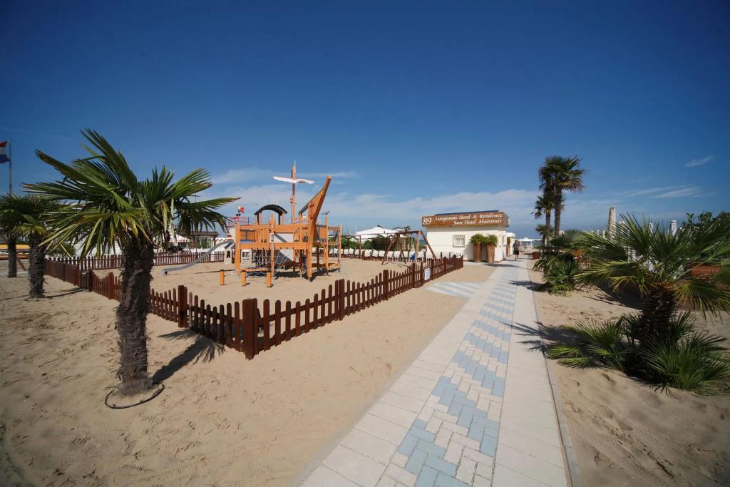 Suite Hotel Maestrale 4*