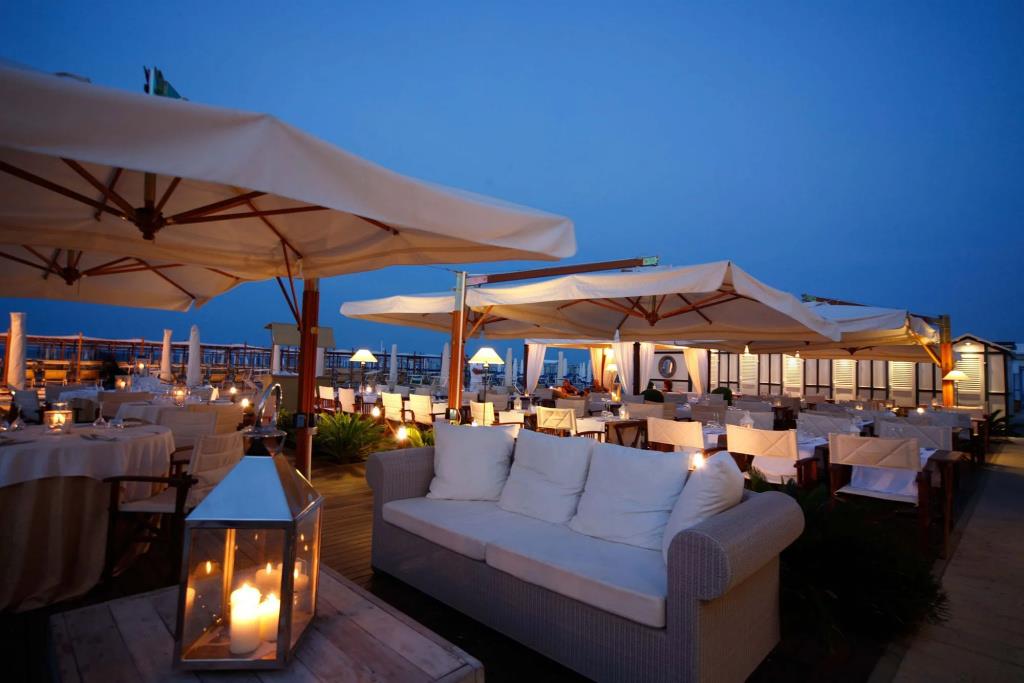 Suite Hotel Maestrale 4*