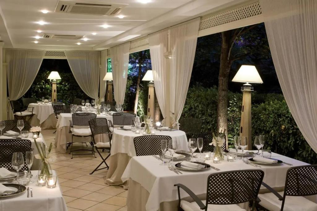 Suite Hotel Maestrale 4*