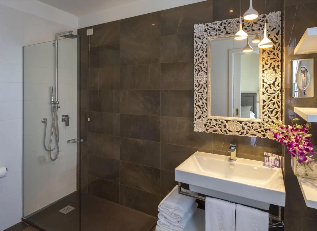 Suite Hotel Maestrale 4*