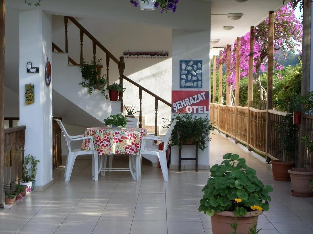 Sehrazat Hotel 0*