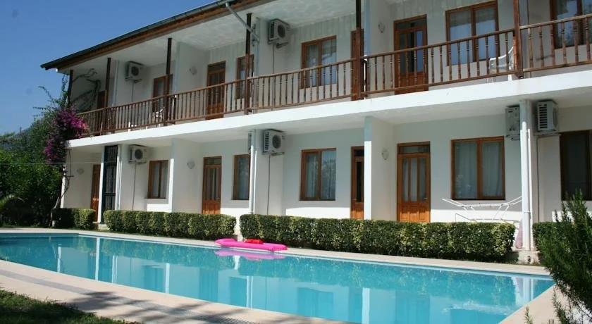 Sehrazat Hotel 0*
