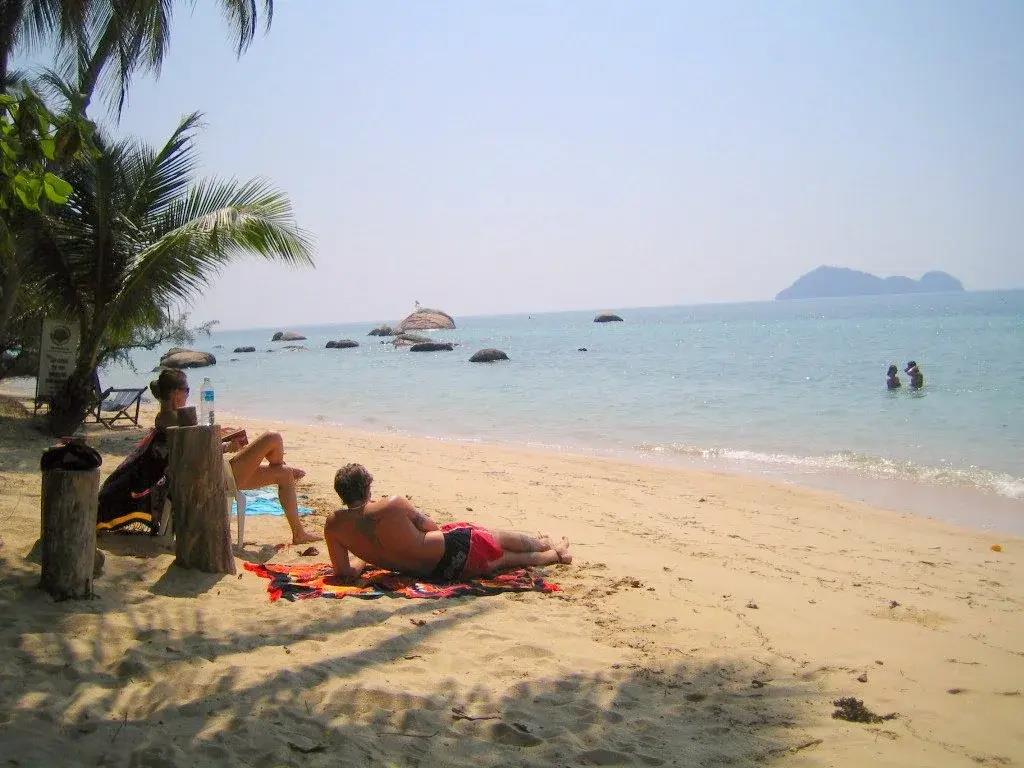 Sea Scene Resort 3*