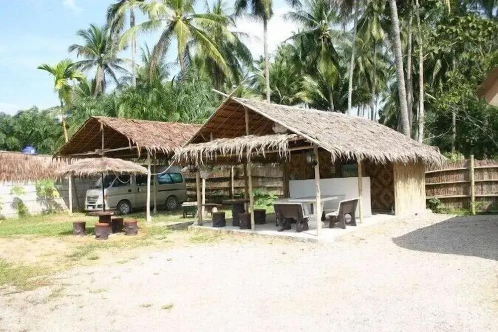 Naga Peak Resort 2*