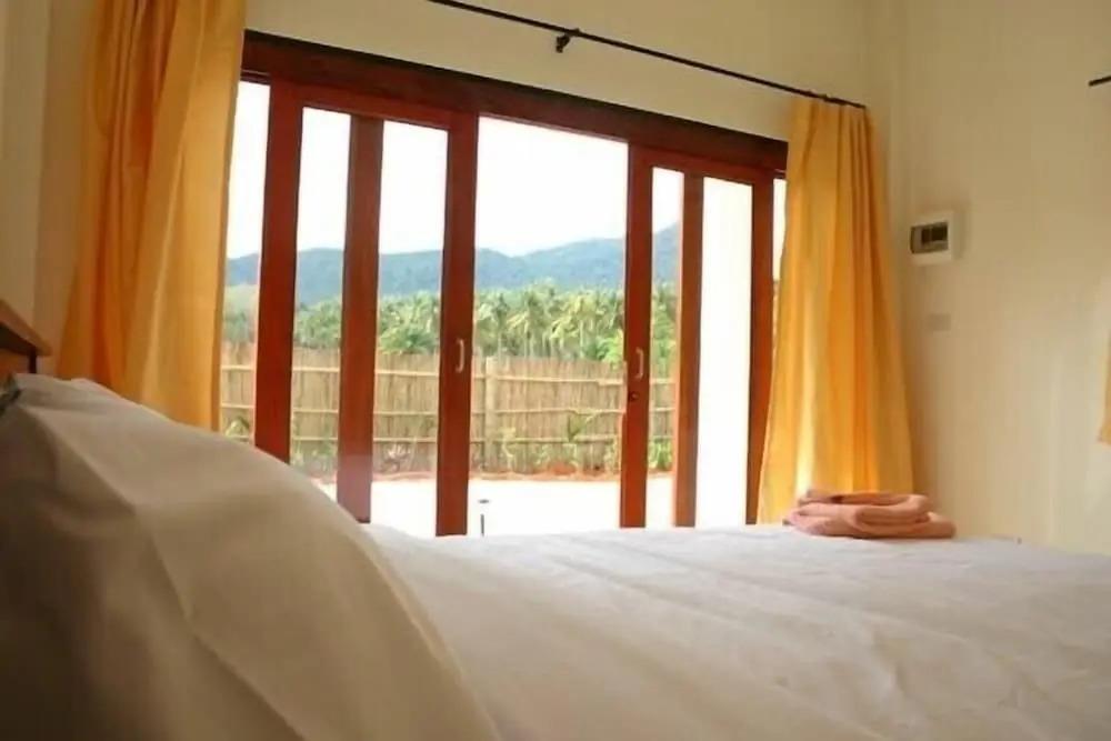 Naga Peak Resort 2*