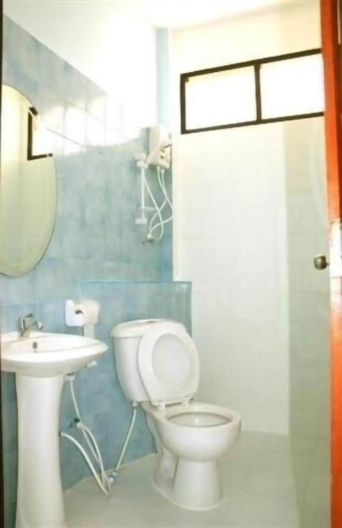 Naga Peak Resort 2*