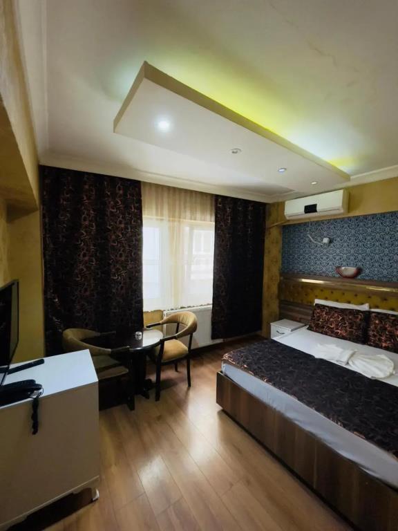 Meta Hotel 0*