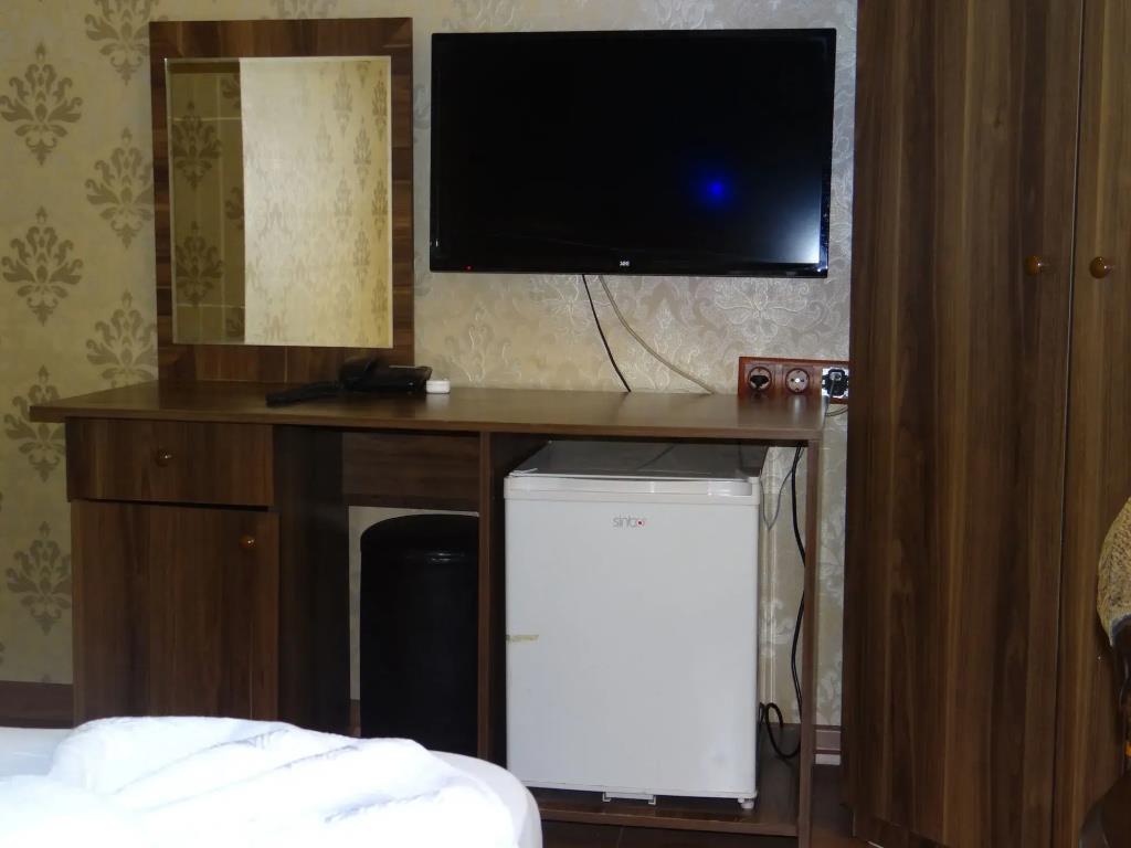 Meta Hotel 0*
