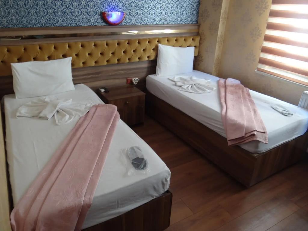 Meta Hotel 0*
