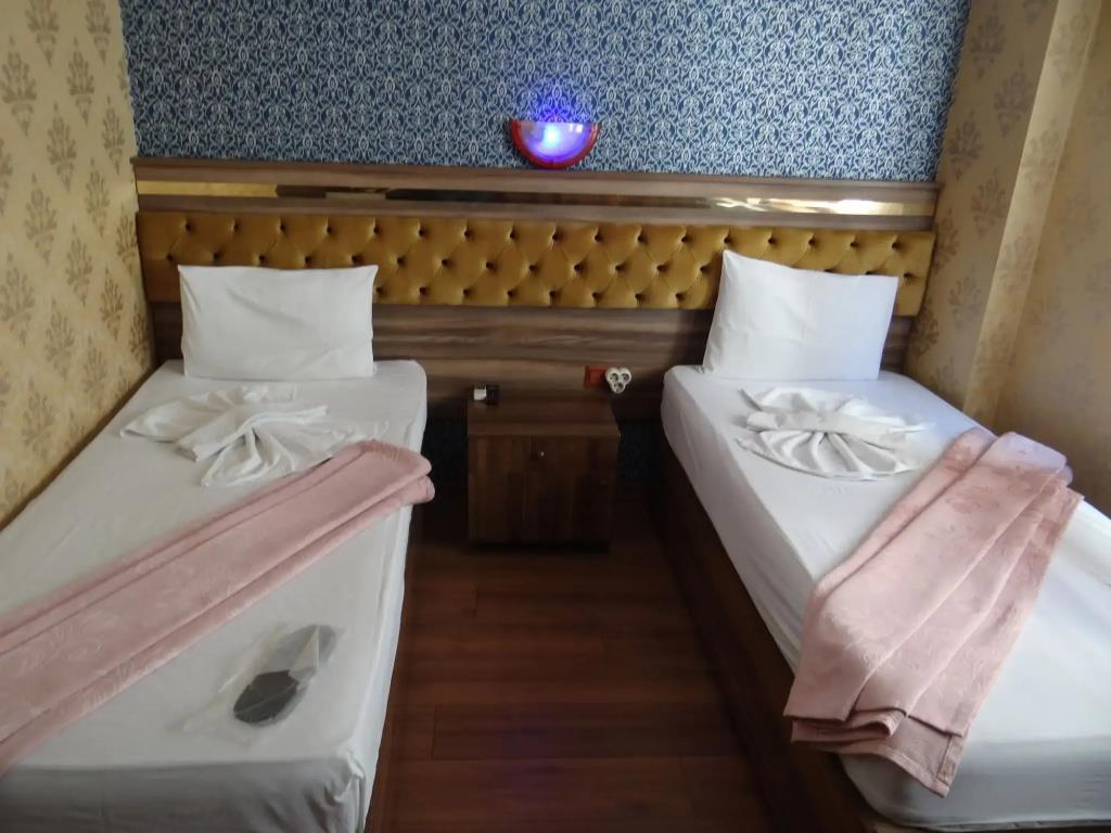Meta Hotel 0*