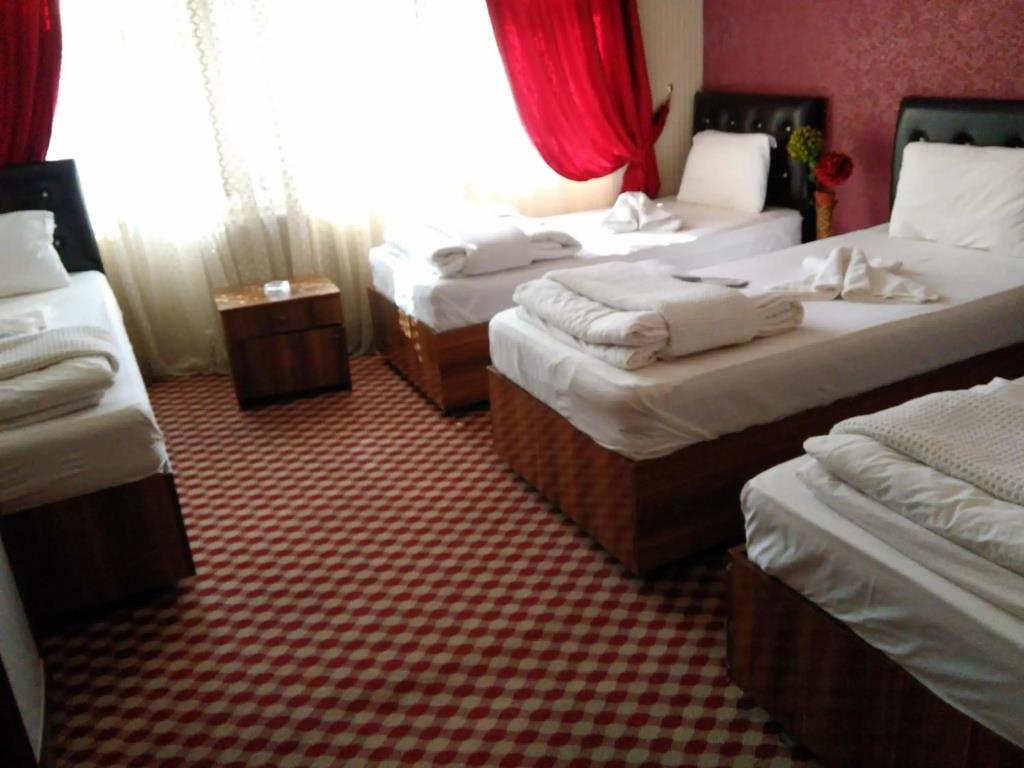 Meta Hotel 0*