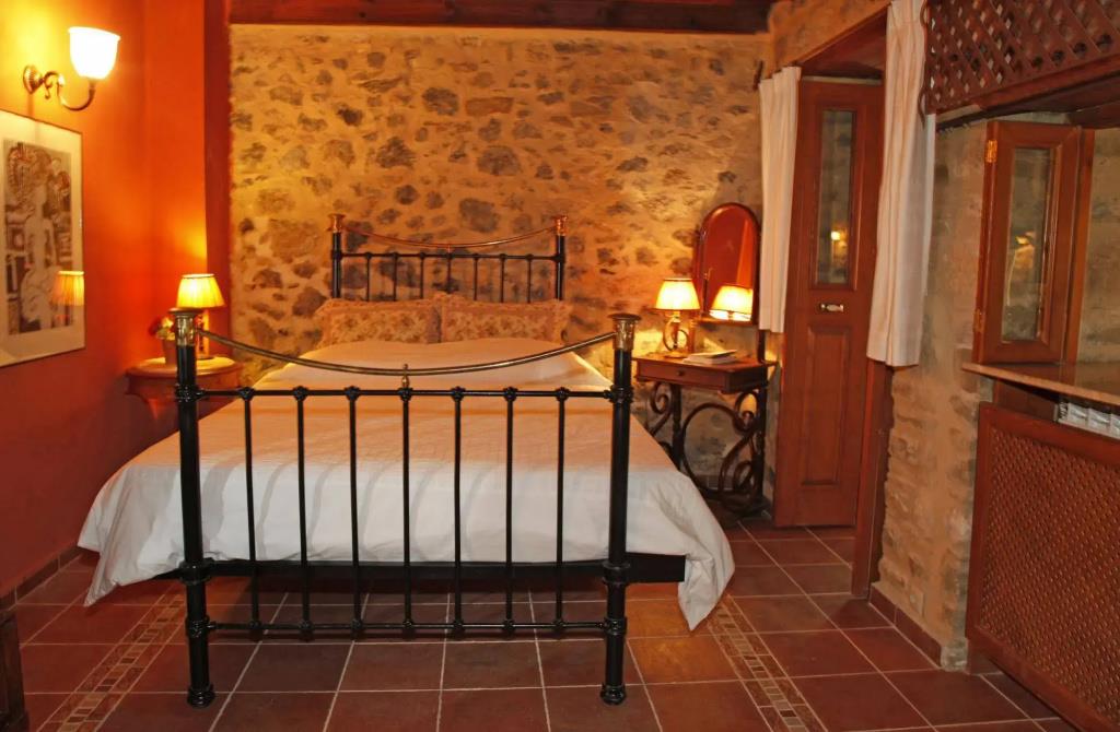 Dorovinis Country Houses 0*