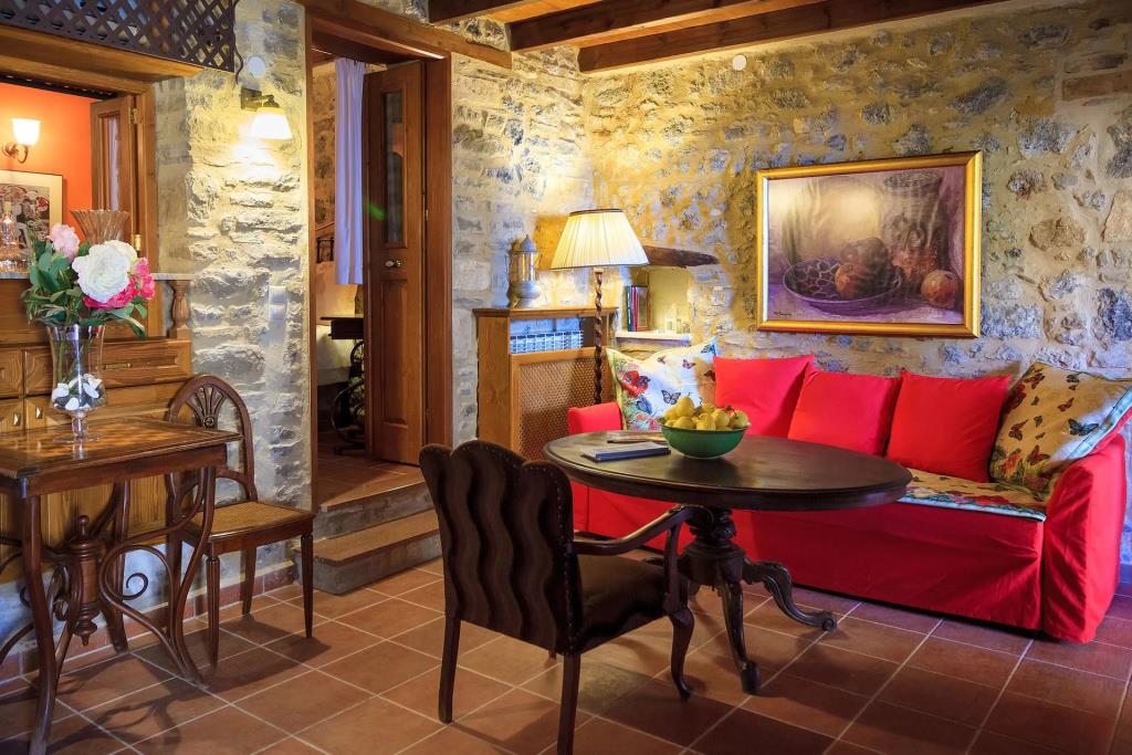 Dorovinis Country Houses 0*