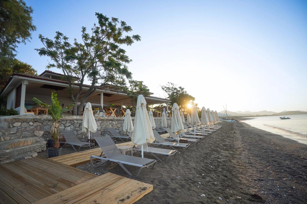 Dirik Surf & Beach Club Hotel 1*