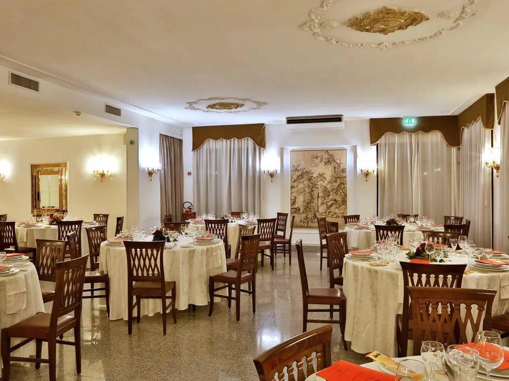 Windsor Savoia 3*