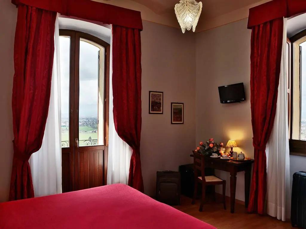 Windsor Savoia 3*
