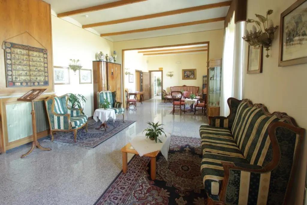 Windsor Savoia 3*