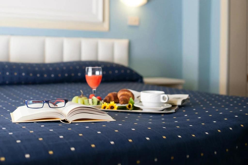 Hotel Augustus 3*