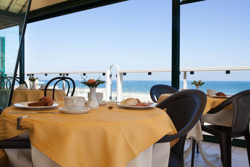 Hotel Augustus 3*