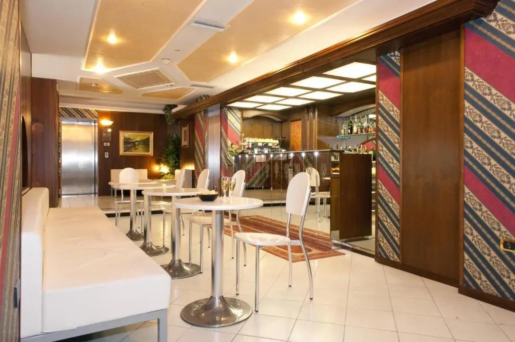 Hotel Augustus 3*