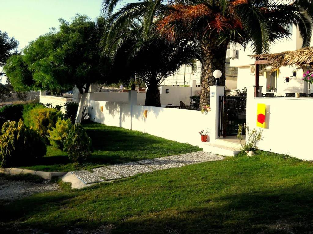 Tepe Hotel Alacat? 0*