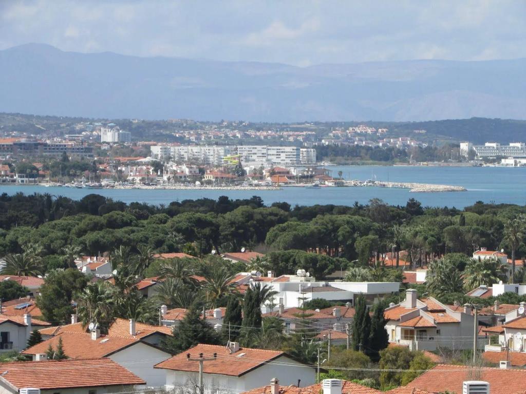 Tepe Hotel Alacat? 0*