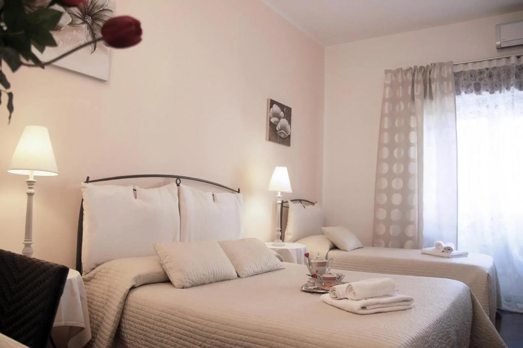 Casamore Rooms 0*
