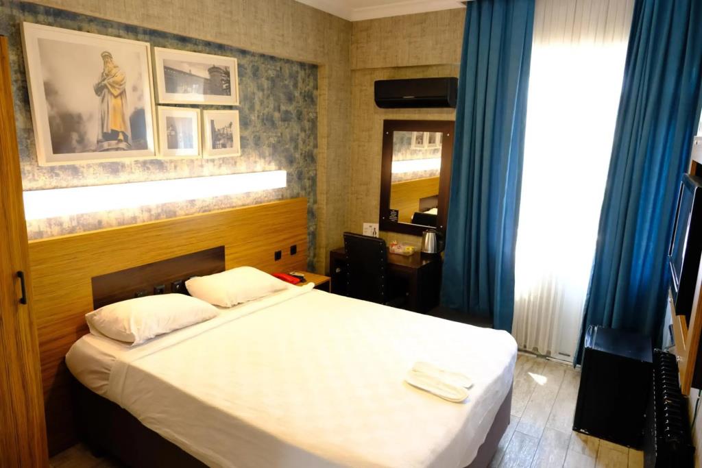 Esin Hotel 0*