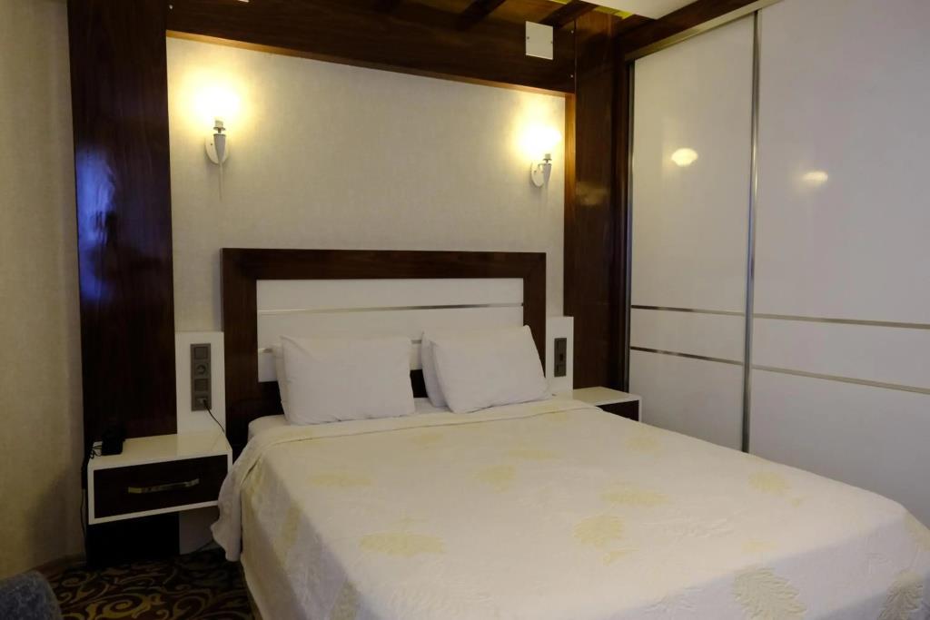 Esin Hotel 0*