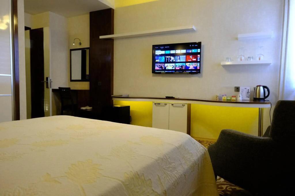 Esin Hotel 0*