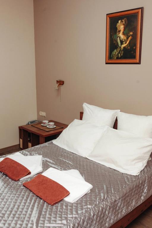 Fabrika Hotel 3*