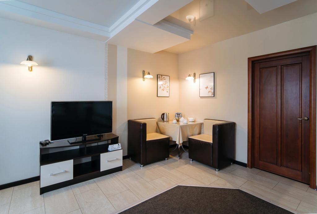 Chaplin Mini-Hotel 4*