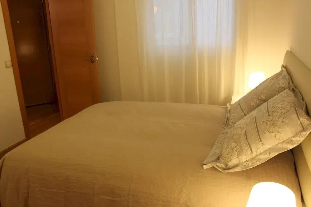 Debambu Apartments 0*